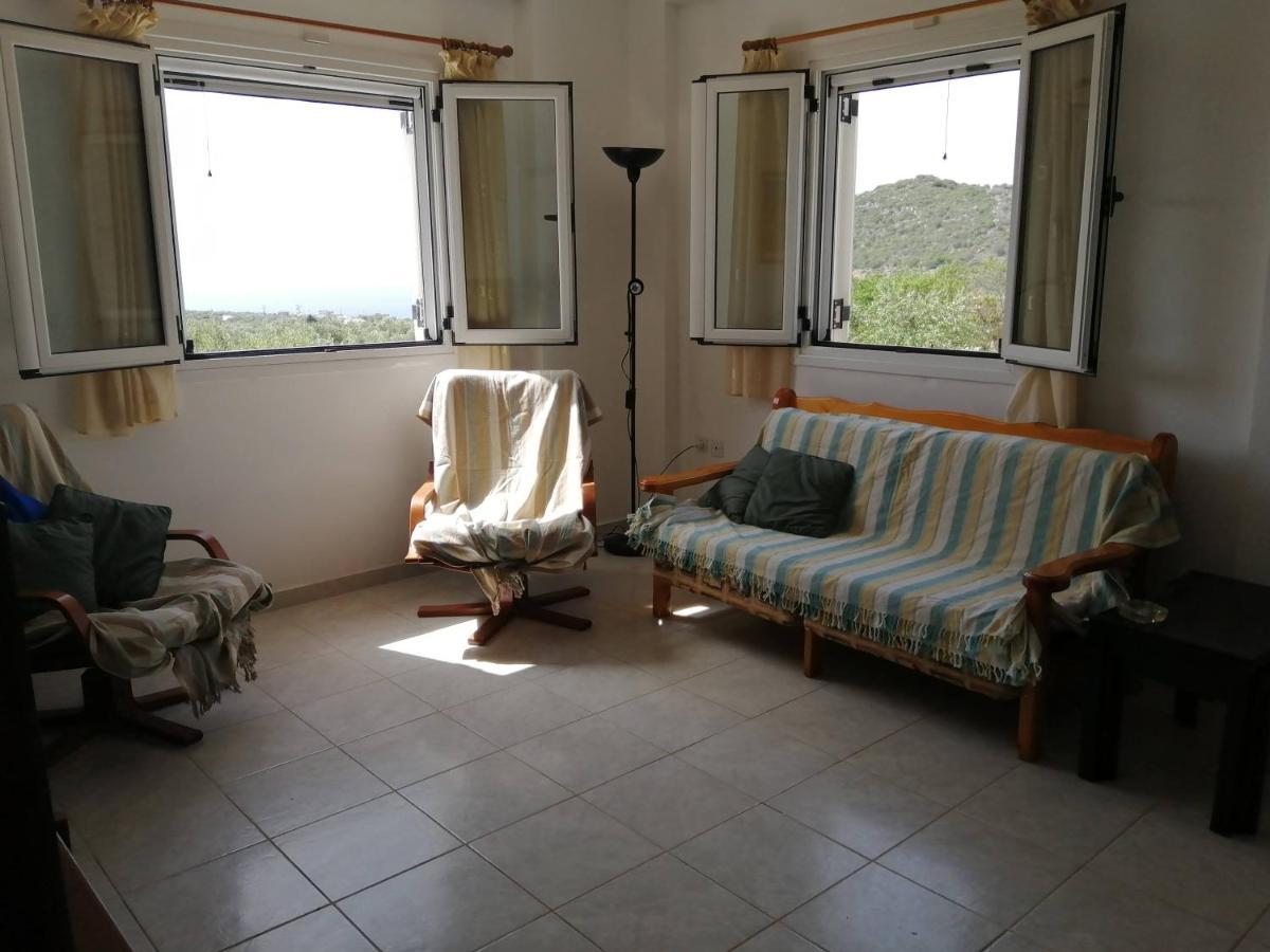 Appartement In Olive Groove House Peloponnesos Western Mani Kalianeika ภายนอก รูปภาพ